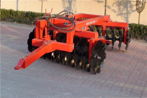 Disc harrow (matched from 25hp to 140hp tractors)