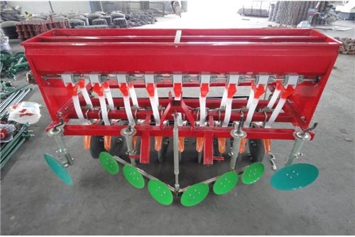 Wheat fertilization planter