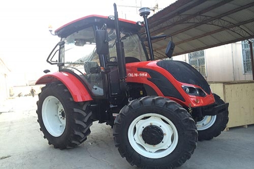 QLN-950/954 tractor (95hp 70KW 2/4WD)