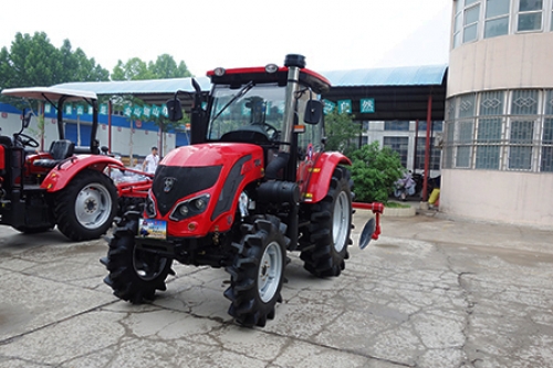 QLN-700/704 tractor(70hp 51.5KW 2/4WD)