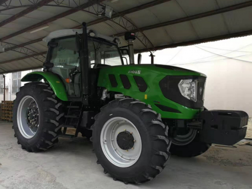 Chanlion Brand QLN1804 Green Tractor Will Delivery To Customers In Uzbekistan