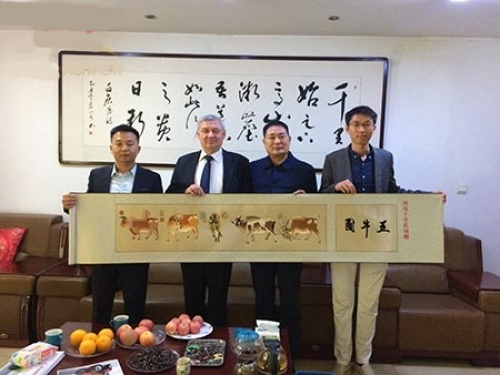 Russian customer visit QLN factory to cooperate with Qianli